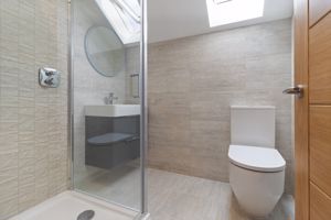 En-Suite- click for photo gallery